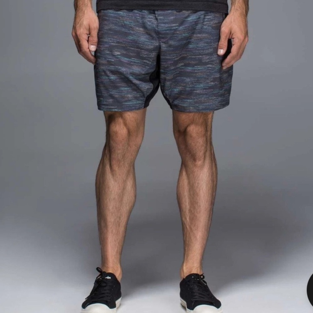 Lululemon Surge Short Mens Size Medium 5’ Lux Reflective Running Athletic Shorts